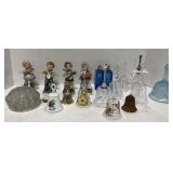 (AK) Flat Various Bells Salt & Pepper Shaker