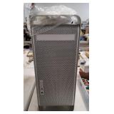 (AO)  Apple Hard drive w/ keyboard & mouse