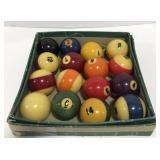 (AN) Vintage 1950s brakelite straight line