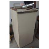 (II) Beer Tapper with Keg Inside measuring 21