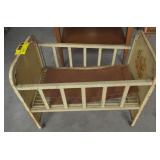 (AK) Aluminum Doodle-E-Crib measuring 25 1/2" x