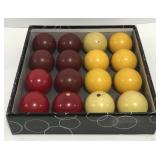 (AN) Red and Yellow British pool ball set