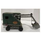 (AH) Vintage metal excavator toy