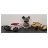 (E)  Kids Toy Iron / Door Nob / Golden pig penny