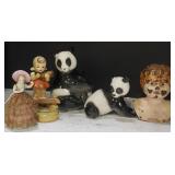 (V) Flat Figurines Amish Salt Shaker 1950s