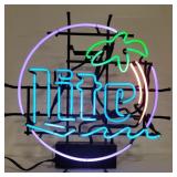 (Bj)  Neon sign Lite w/ Palm Tree