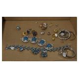 (AF) Lot of various costume jewelry, watches,