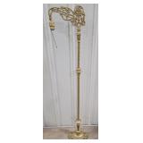 (V)  Antique Cast Iron Lamp