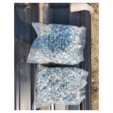 9-16x1 ½"HWH White Finish 105 qty250 per bag