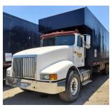 1994 International Truck w/ Grapple Bucket Crane,
