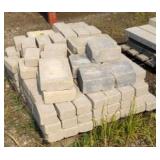 Pallet of misc. landscaping pavers
