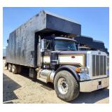 2001 Peterbilt 379 Truck w/ Grapple Bucket Crane,