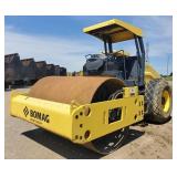 Bomag BW 211 D  Vibrating Flat Roller Compacter