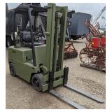 Clark LP Forklift w/4