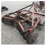 International 3pt Disc 70"w