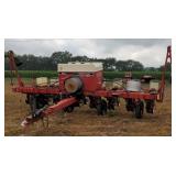 International Harvester 800 Cyclone Air 8 row