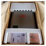 Fronius Symo Solar Inverter Model 4210093801 NOS