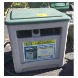 Suncast Hose Hideaway With Hose