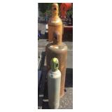 Three tanks, oxygen, acetylene, Aga Mix 25