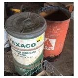 Pair of Texaco and citgo cans