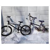 2 dirt bikes a boys and girls