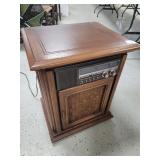 Soundesign S-2101 Radio Cabinet End Table