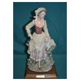 Italian Belcari Shepherdess with Lamb 11" Satue