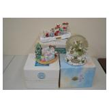 3pcs Dreamsicles Christmas Items in Boxes