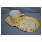Temptations Old World Yellow 2pc Snack Set
