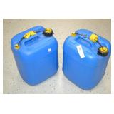 2pcs 5 Gallon PLastic Kerosene Fuel Cans