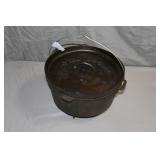 Stansport 12" Cast Iron Dutch Oven Great Condition