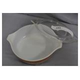1970s Pyrex Woodland #473-B 1/2qt Casserole Dish