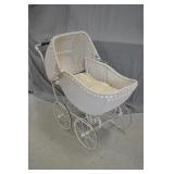 Antique Wicker Baby Basinet Style Stoller