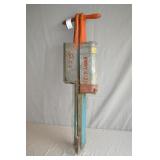 Antique Hand Seeder / Fertilizeer Planter