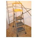 Cosco 3 Step 4 Foot Utility Ladder