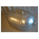 Magnalite Cast Aluminum Roaster w/ Lid & Grate