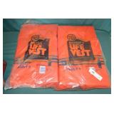 2 New Kent Adult PFD Life Preservers