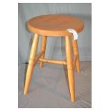 14" Diameter 18" Tall Oak Wood Stool