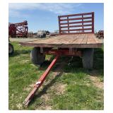 9' x 18' Flat bed wagon with 12 ton Unverferth running gear, row:3