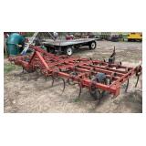 3 pt. Hitch field cultivator red, row:5