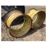 (2) John Deere 24' rims, row:5
