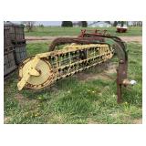 John Deere 660 hay rake, row:9