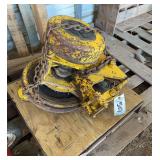 Yellow Hoist with Chain, bldg:green