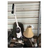 (2) Lamps & IHome Vacuum, bldg:green