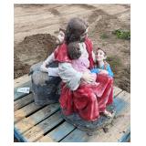 (2) Jesus concrete statues, row:8
