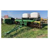 John Deere vertical tillage disc, row:3