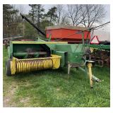 John Deere 327 Square Baler, row:3