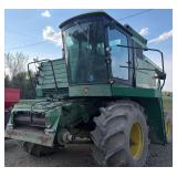 John Deere 7720 Combine