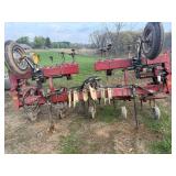 International 2223 Cultivator