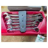 Ratchet wrenches